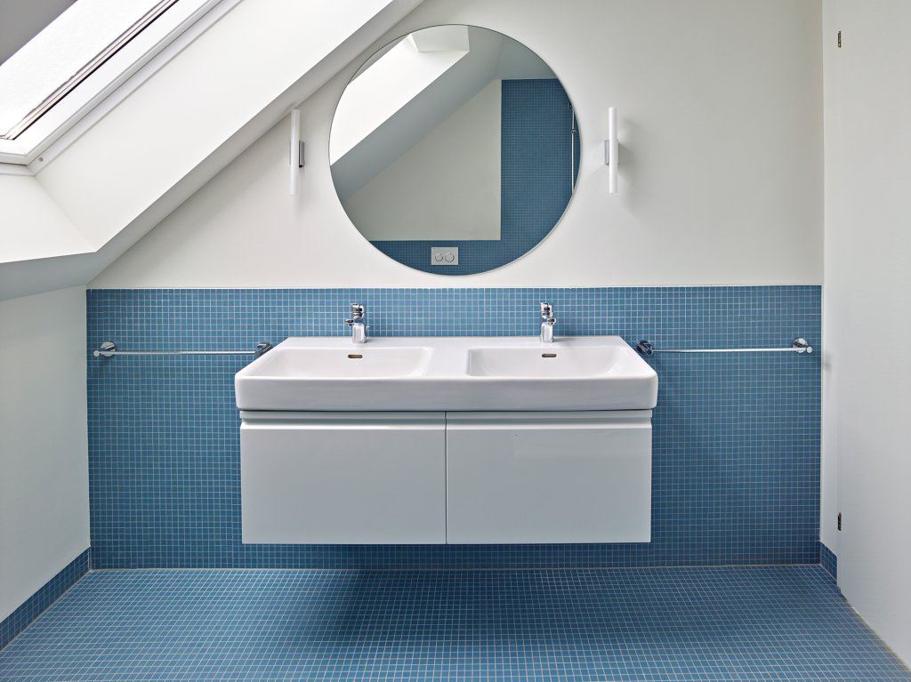 Hilbert architektur Projekt Leimgrubenweg Badezimmer, blue bathroom